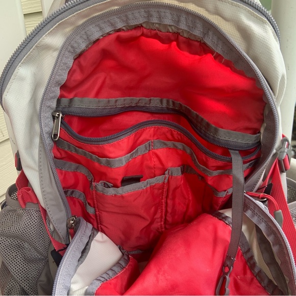 The North Face White, Pink, & Gray Recon Backpack - Picture 7 of 14